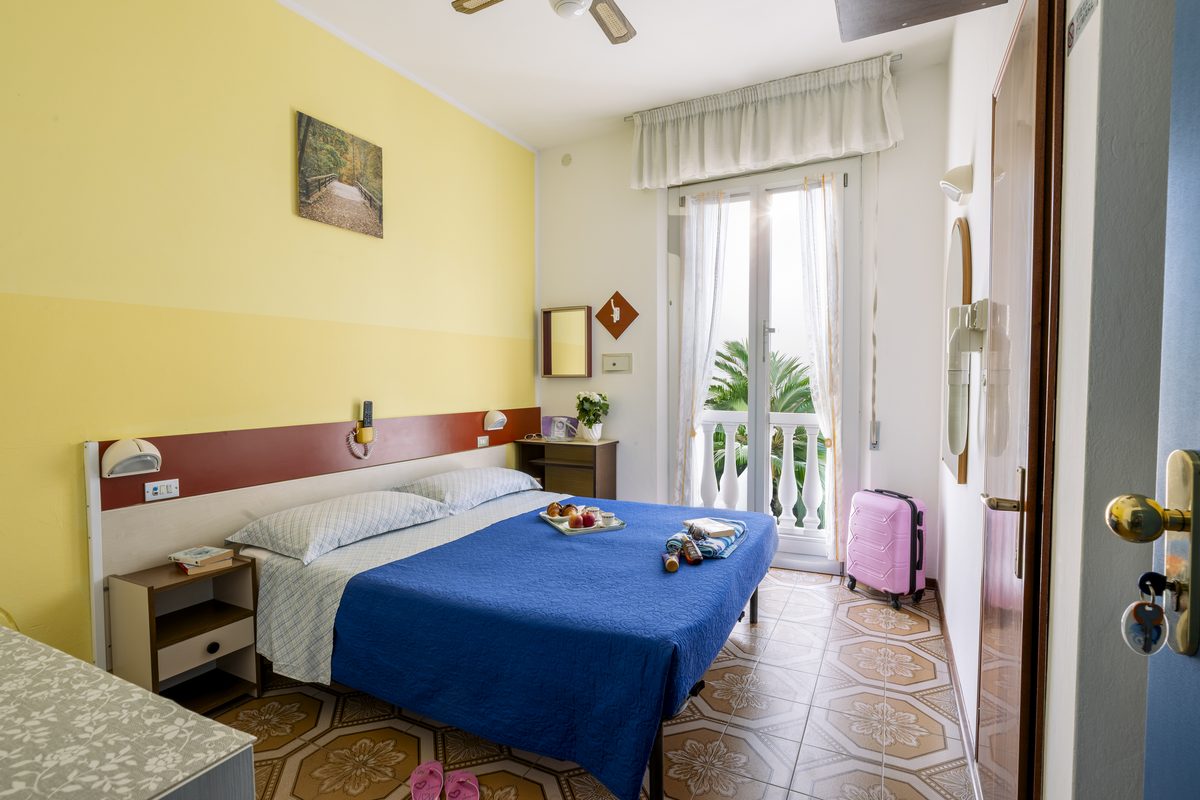 Hotel Cesari Torre Pedrera 5